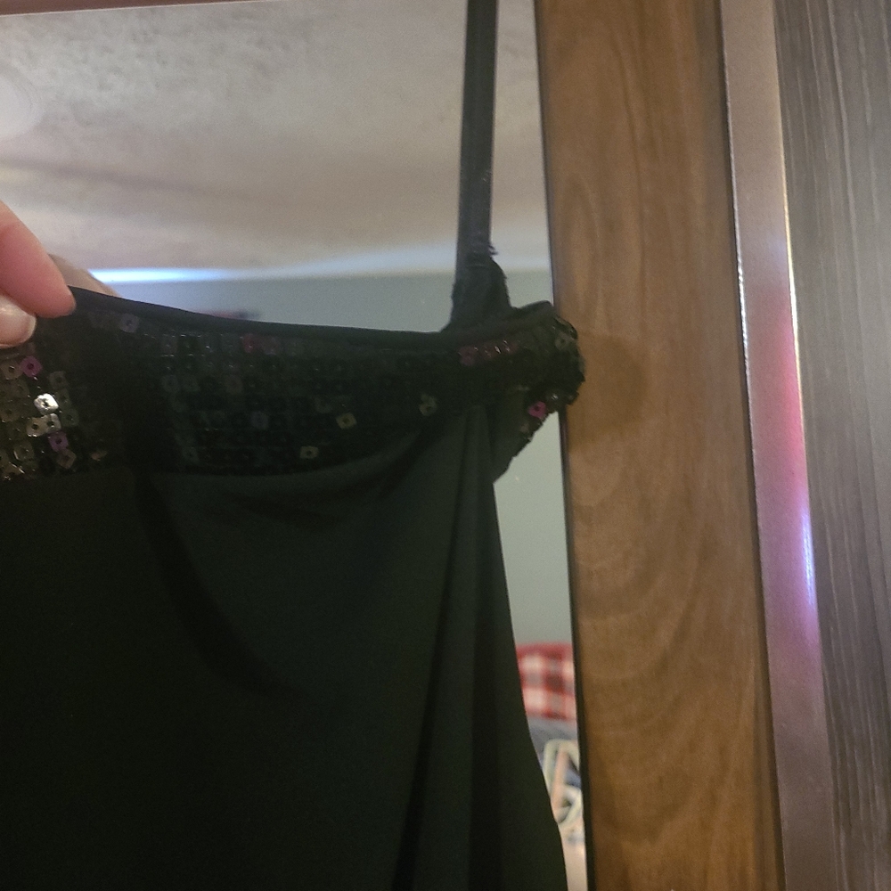 Torrid Tank - Picture 4 of 5